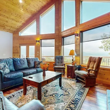Villa Eagles View